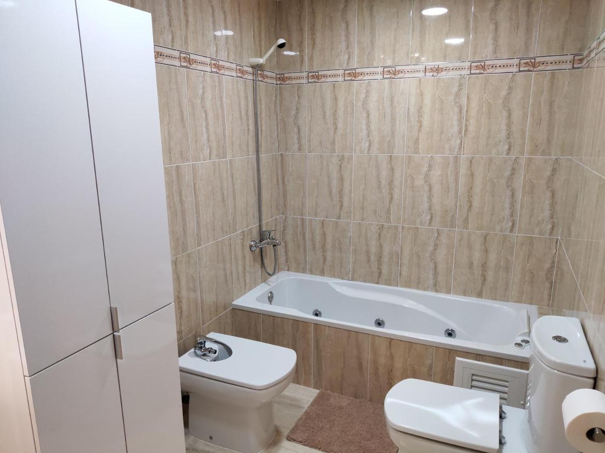 Apartamento Plaza De La Iglesia Дельтебре Экстерьер фото